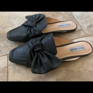 Steve Madden Leather Slipper Style Flats